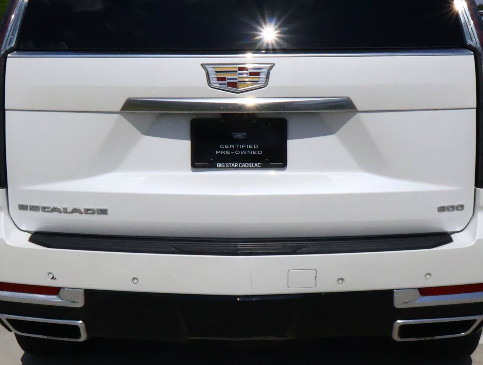 Certified 2025 Cadillac Escalade Premium Luxury w/ LPO, Floor Liner Package RWD image 10