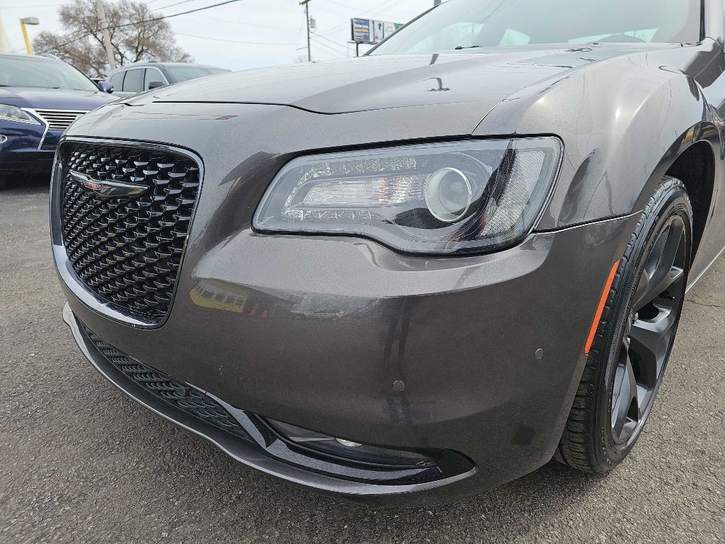 Used 2021 Chrysler 300 S image 17