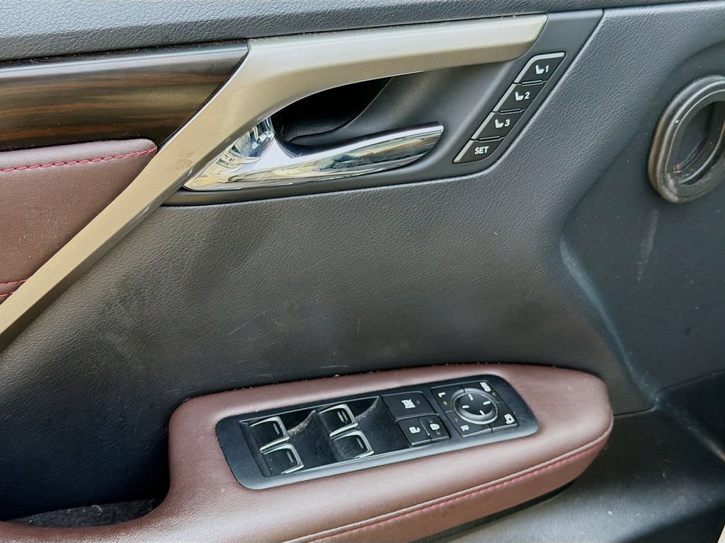 Used 2016 Lexus RX 350 AWD w/ Premium Package image 23