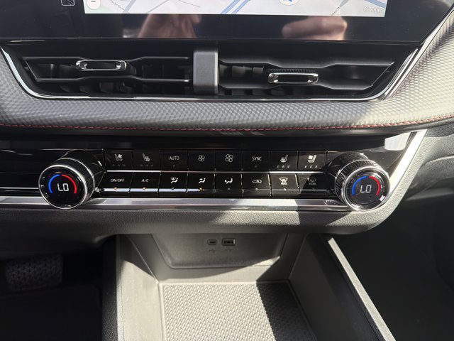 New 2026 Chevrolet Equinox RS w/ Convenience Package III AWD/4WD image 19