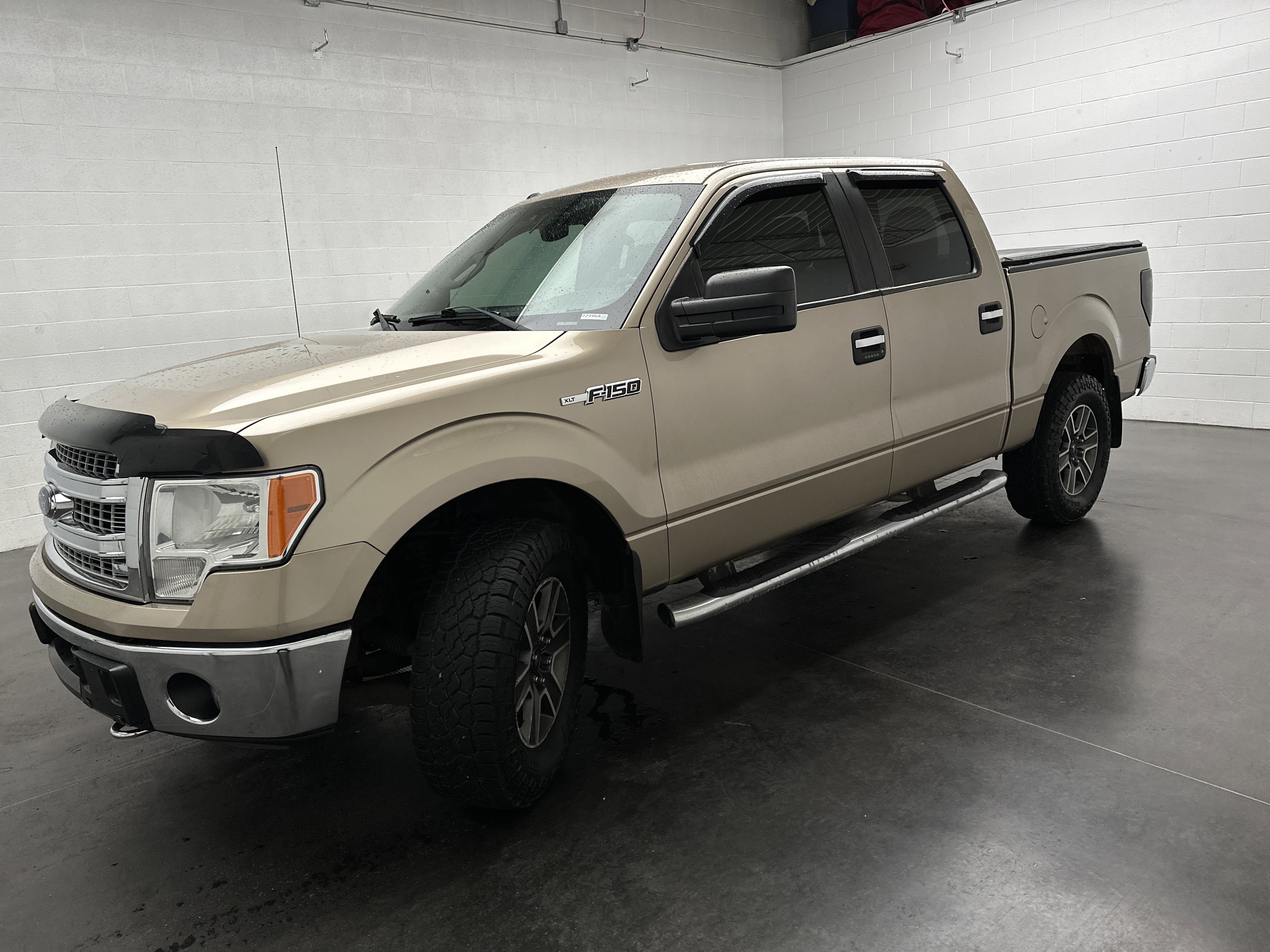 Used 2013 Ford F150 XLT w/ Luxury Equipment Group AWD/4WD image 4