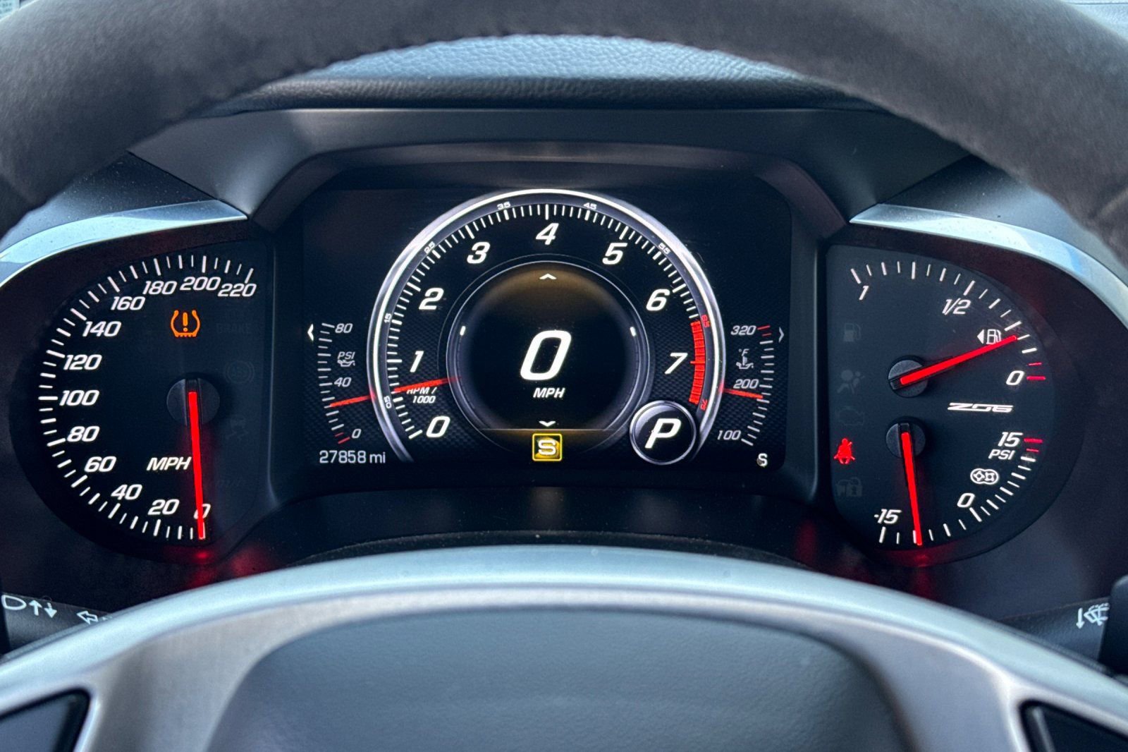 Used 2018 Chevrolet Corvette Z06 RWD image 35