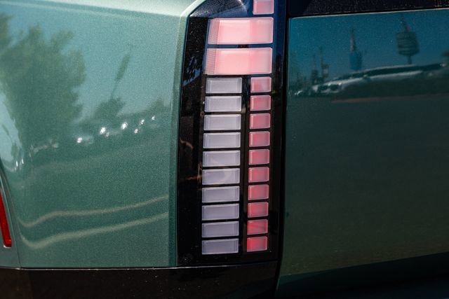 New 2026 Hyundai Ioniq 9 Calligraphy image 10