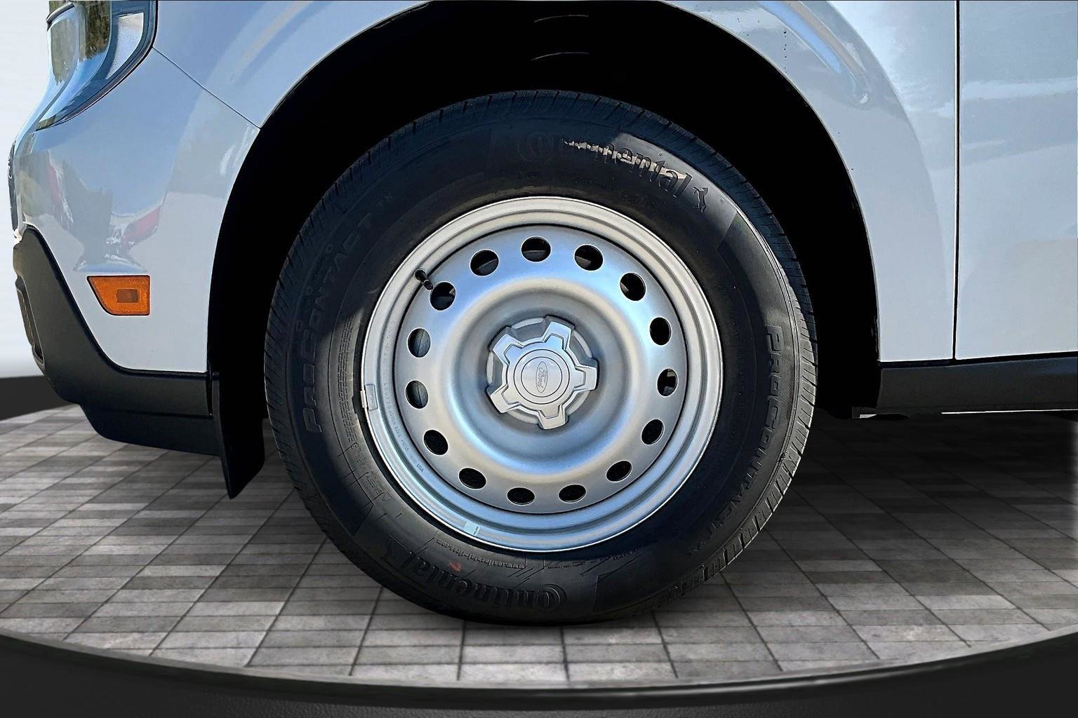 New 2025 Ford Maverick XL w/ 4K Tow Package image 26