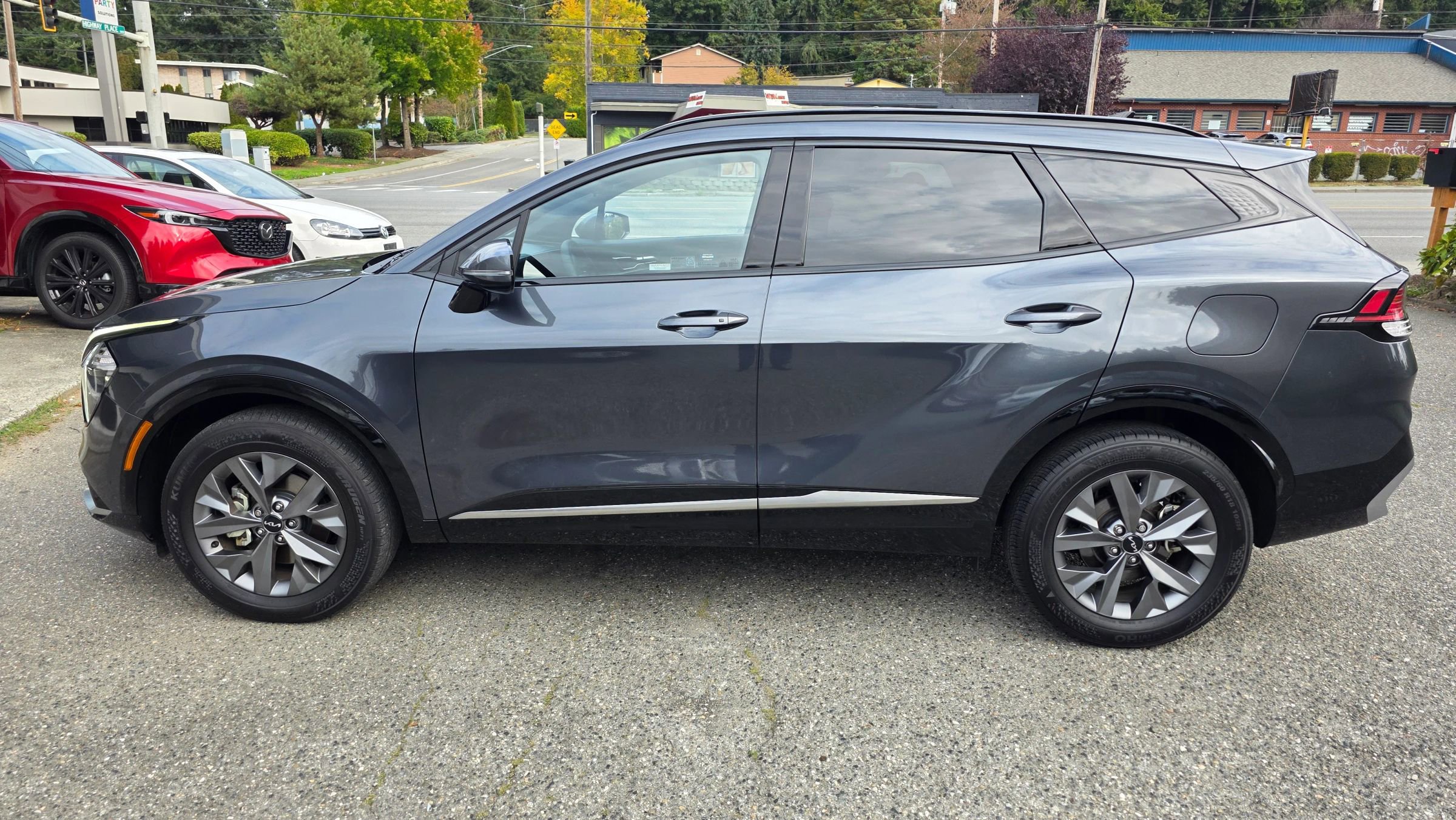 Used 2023 Kia Sportage SX image 8