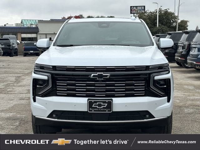 New 2026 Chevrolet Suburban High Country image 7