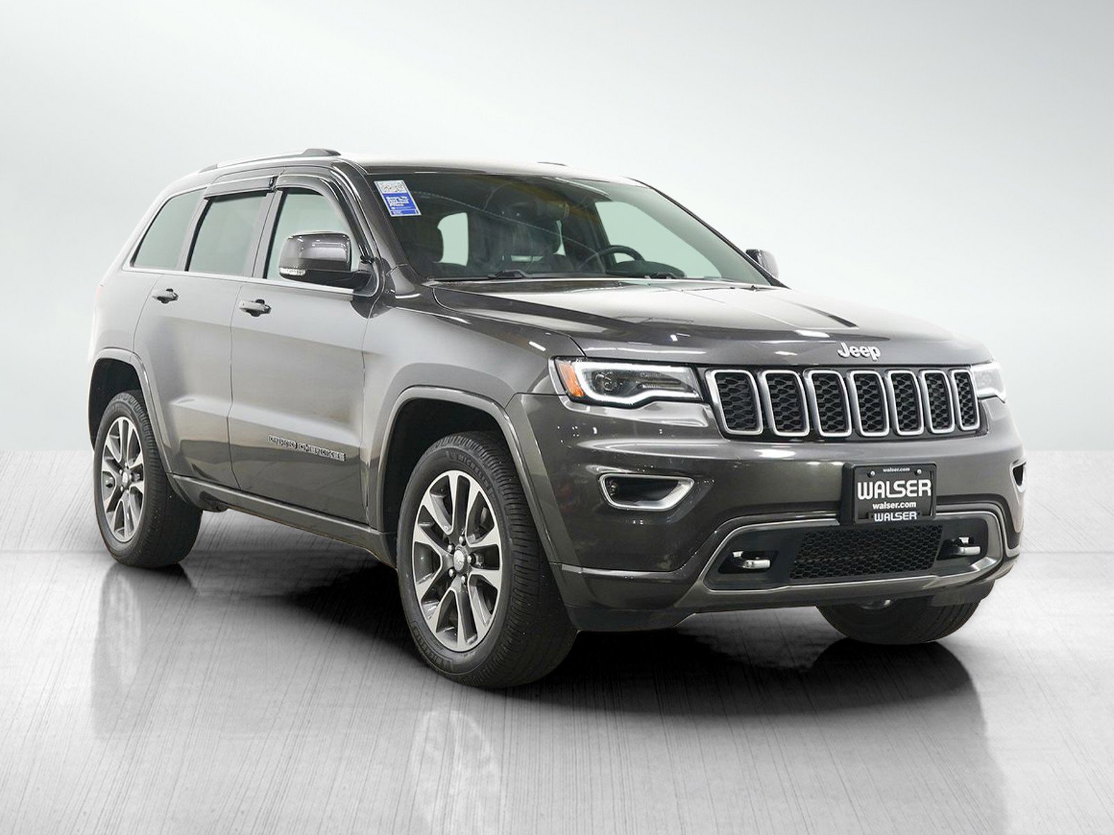 Used 2018 Jeep Grand Cherokee Limited AWD/4WD image 7