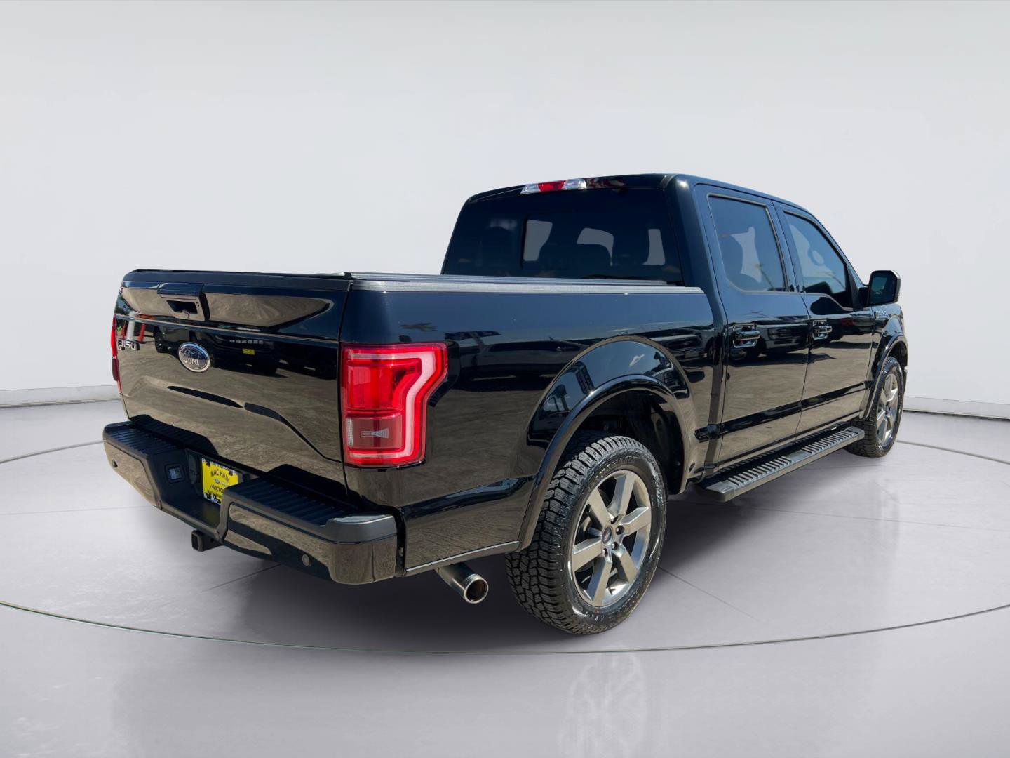 Used 2017 Ford F150 Lariat RWD image 3