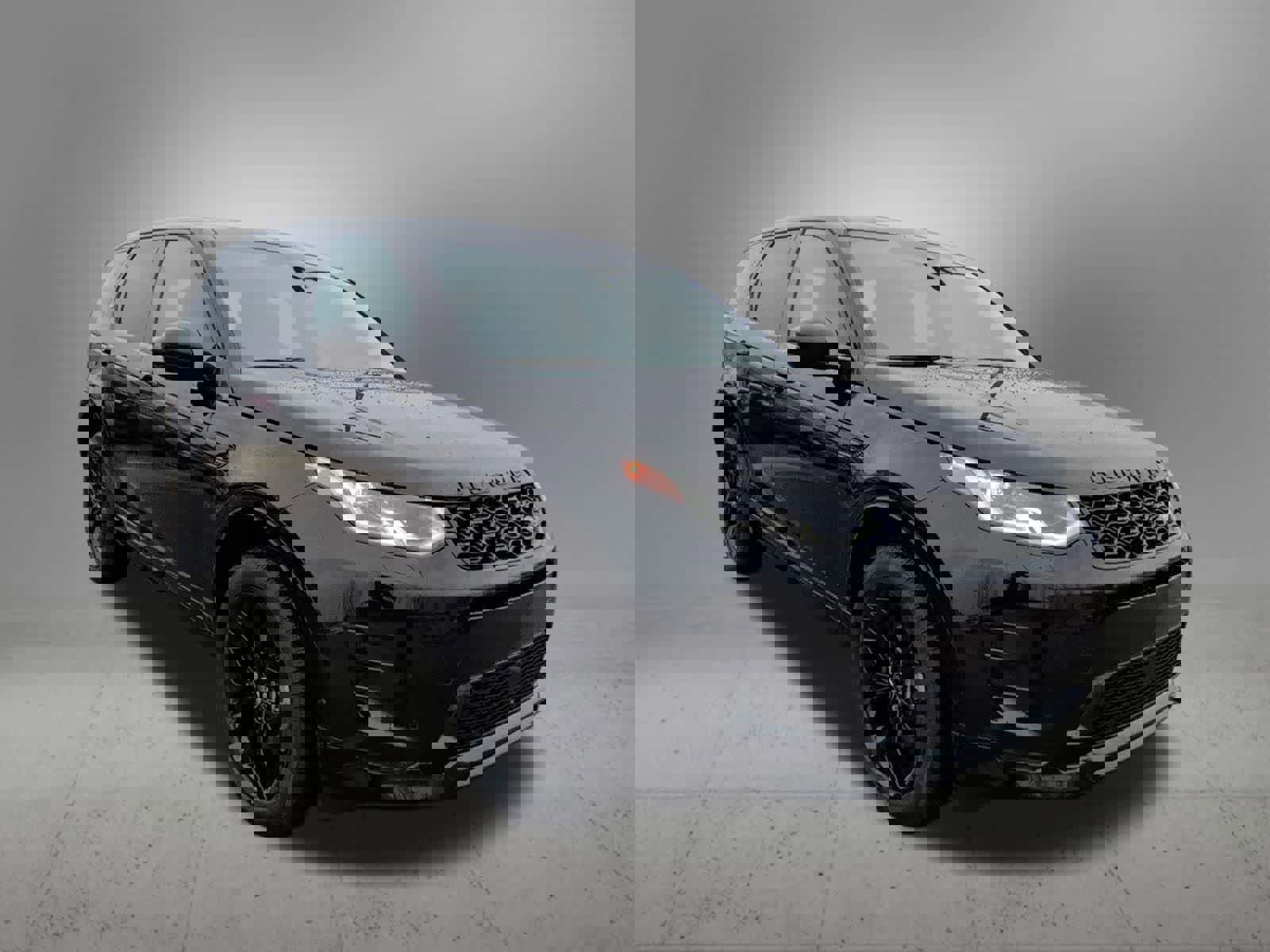 New 2026 Land Rover Discovery Sport Landmark image 8