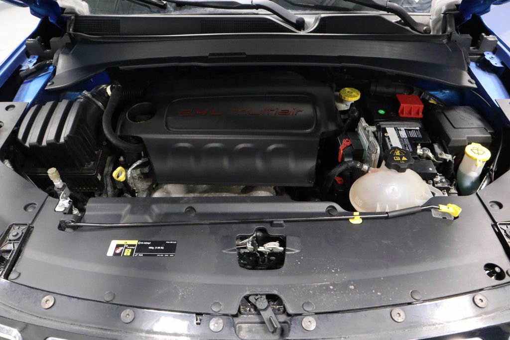 Used 2022 Jeep Compass Limited image 16