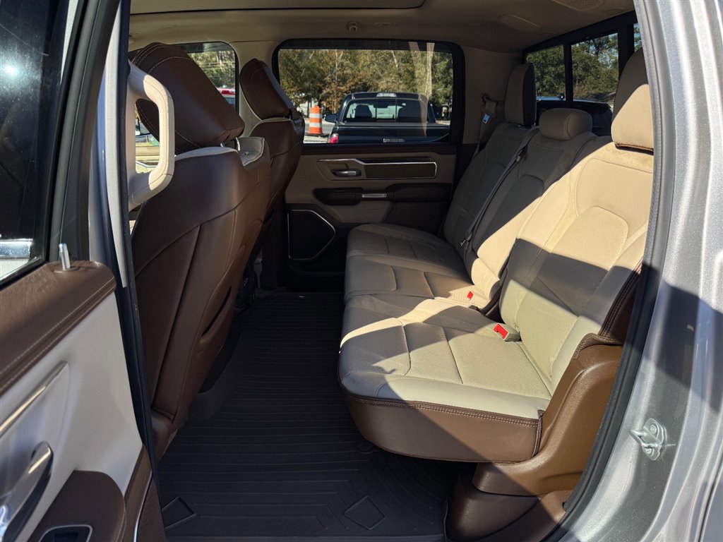 Used 2019 RAM 1500 Laramie image 22