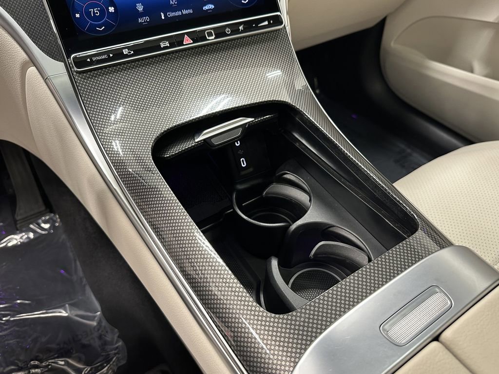 Certified 2025 Mercedes-Benz GLC 300 image 31