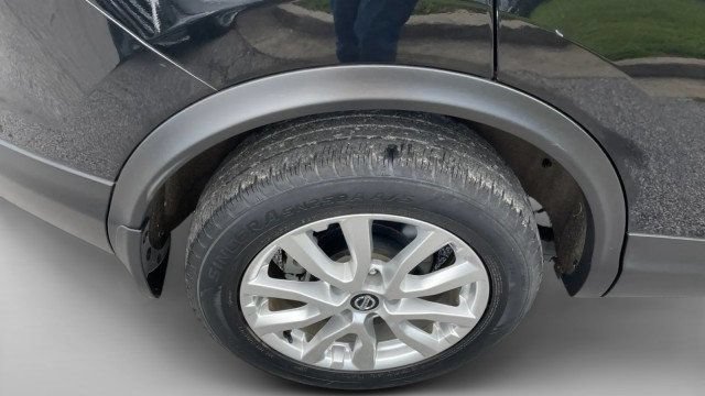 Used 2021 Nissan Rogue Sport S FWD image 5