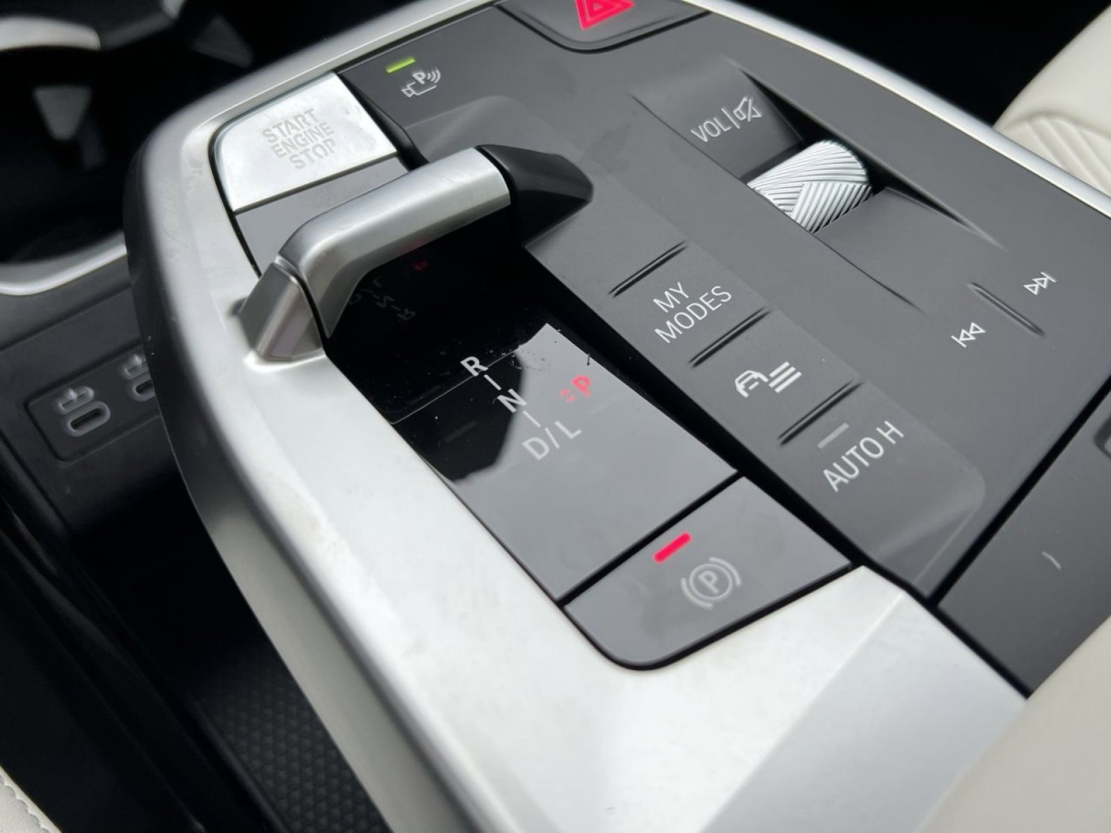 New 2026 BMW X1 xDrive28i w/ Technology Package image 19