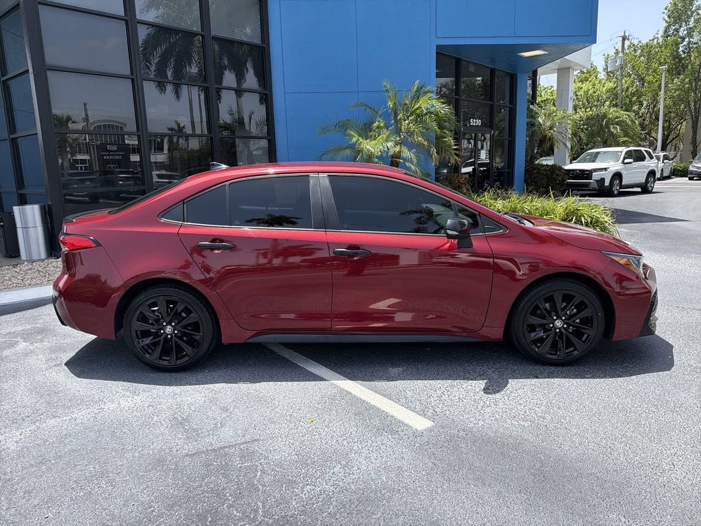 Used 2022 Toyota Corolla SE FWD image 9