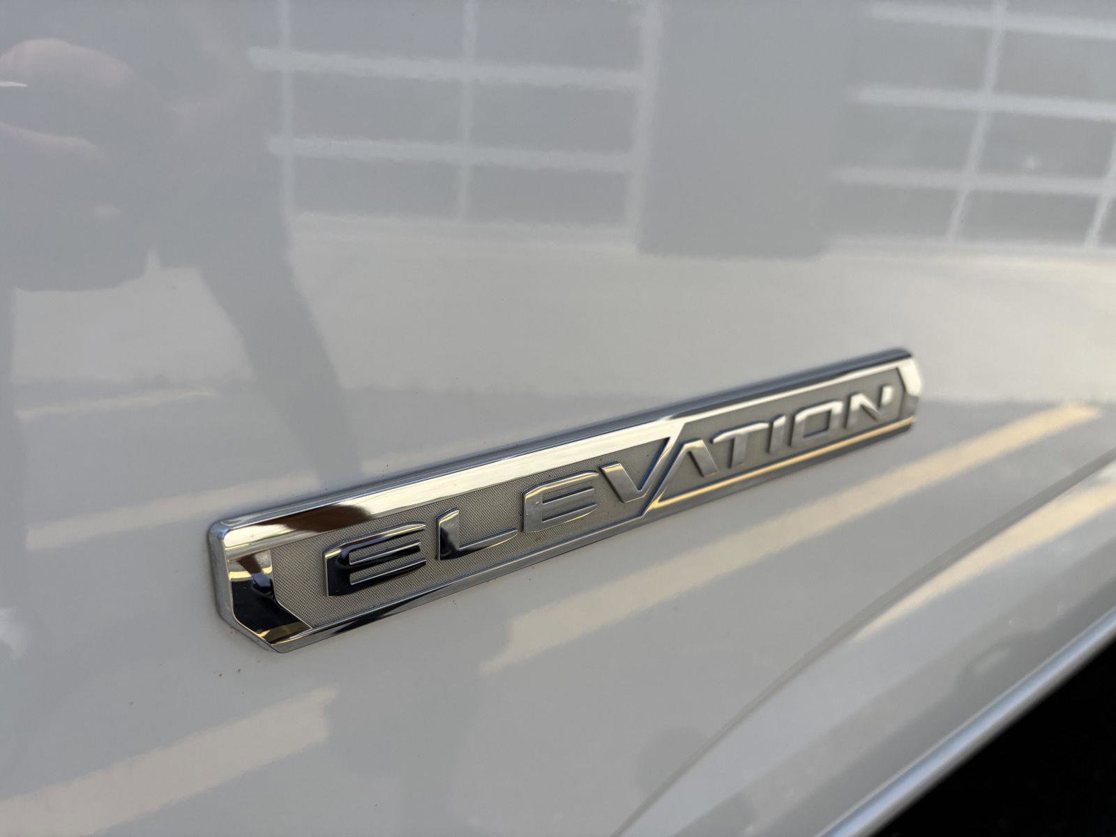 Used 2022 GMC Canyon Elevation w/ Elevation Premium Package AWD/4WD image 8