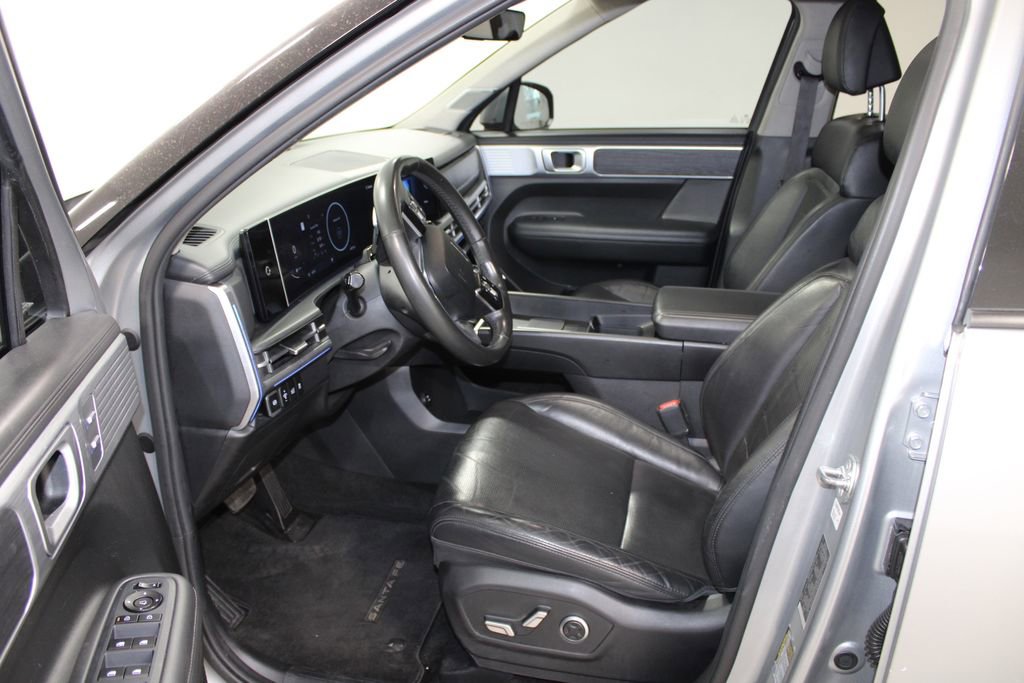 Used 2024 Hyundai Santa Fe Limited image 21