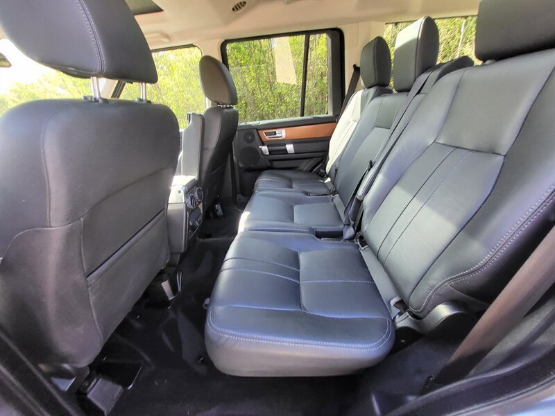 Used 2016 Land Rover LR4 HSE AWD/4WD image 20