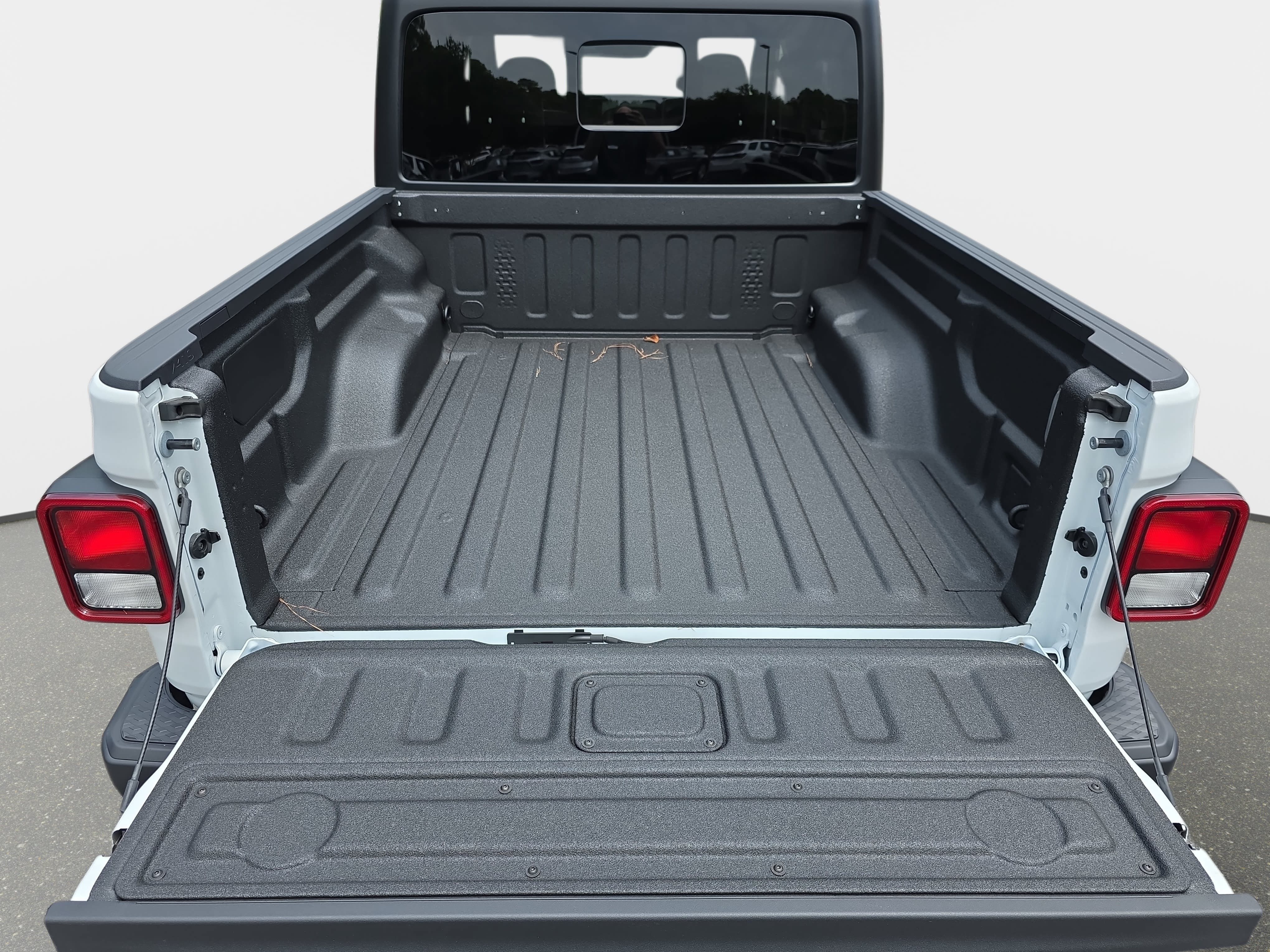 New 2026 Jeep Gladiator Sport AWD/4WD image 10