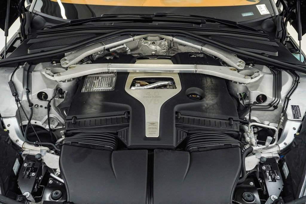 Used 2023 Aston Martin DBX AWD/4WD image 33