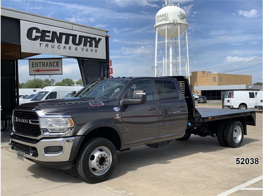 Used 2024 RAM 5500 Tradesman w/ Chrome Appearance Group