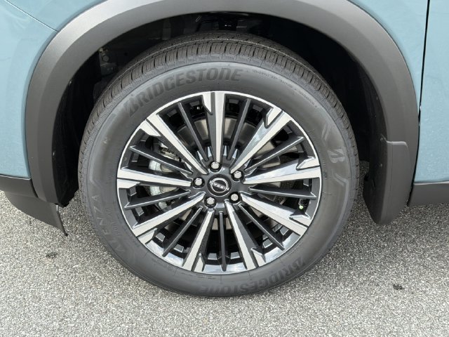 New 2026 Nissan Pathfinder Platinum AWD/4WD image 13
