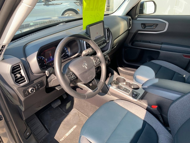Used 2024 Ford Bronco Sport Outer Banks AWD/4WD image 23