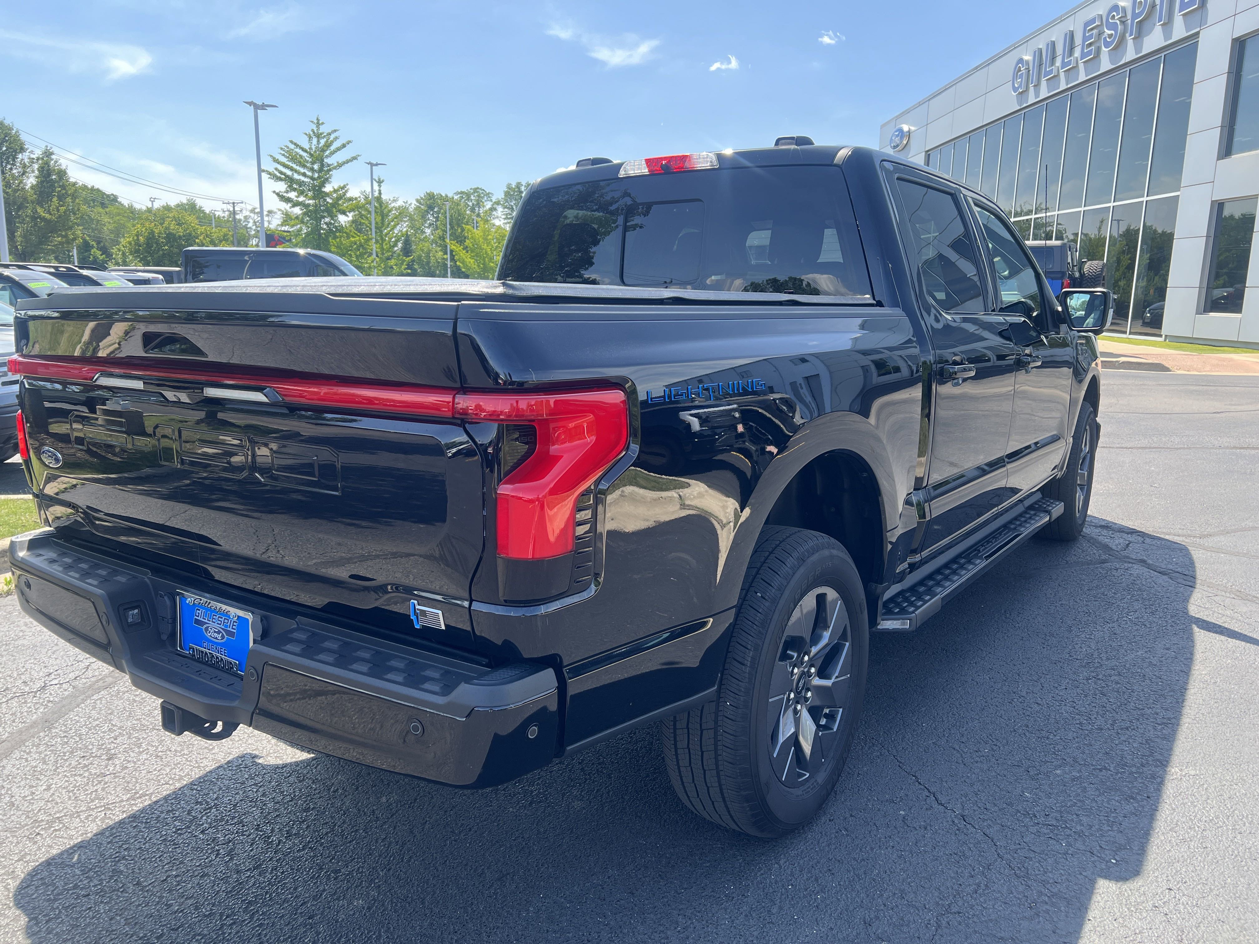 Certified 2023 Ford F150 Lightning Lariat video 3