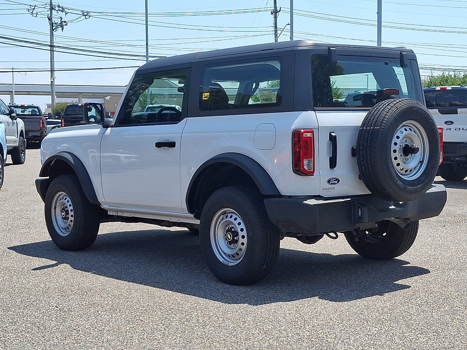 New 2026 Ford Bronco 2-Door AWD/4WD image 3