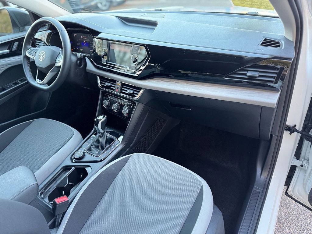Used 2024 Volkswagen Taos S image 20