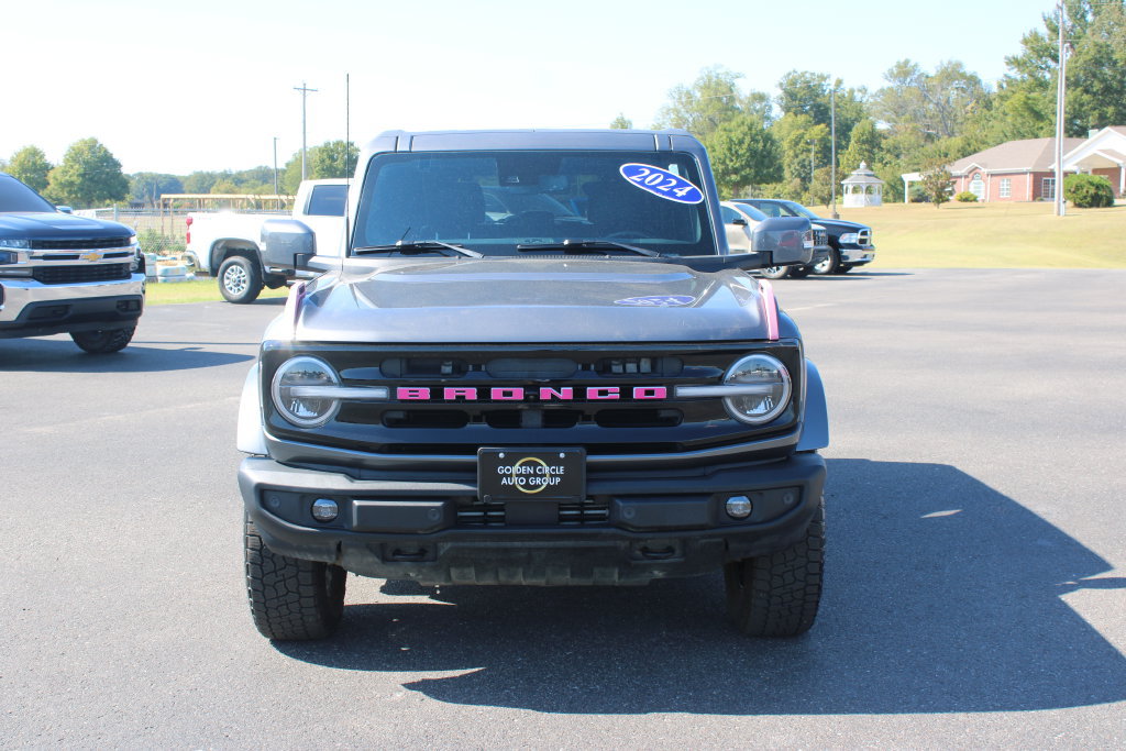 Used 2024 Ford Bronco Outer Banks AWD/4WD image 3