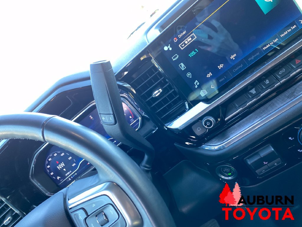 Used 2024 Chevrolet Silverado 2500 LTZ AWD/4WD image 14
