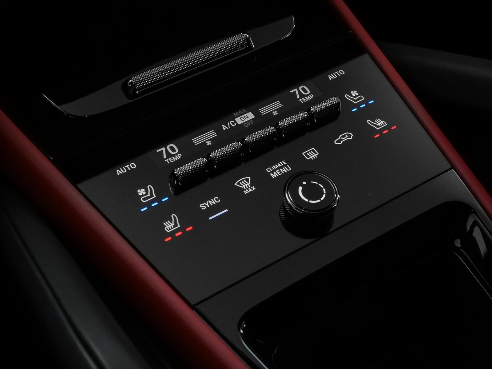 Used 2025 Porsche Cayenne Coupe image 40