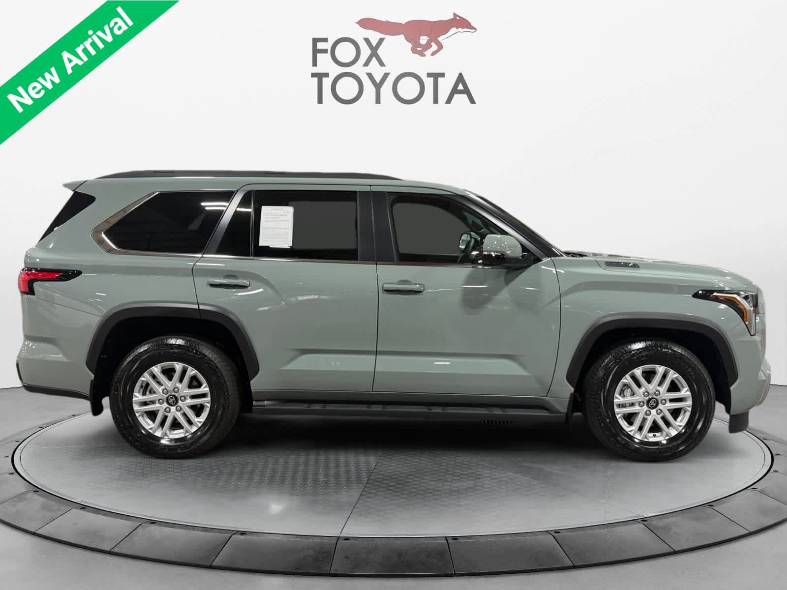 Used 2026 Toyota Sequoia SR5 w/ SR5 Premium Package AWD/4WD image 7