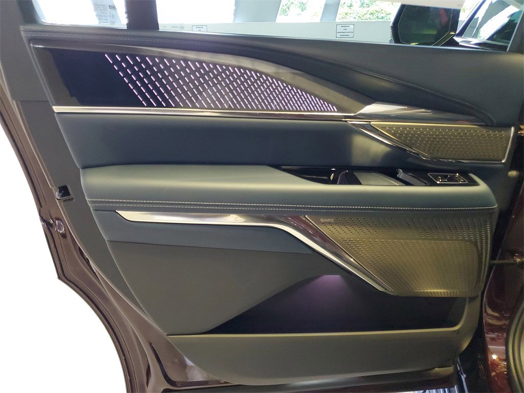 New 2026 Cadillac Escalade IQL Luxury image 9