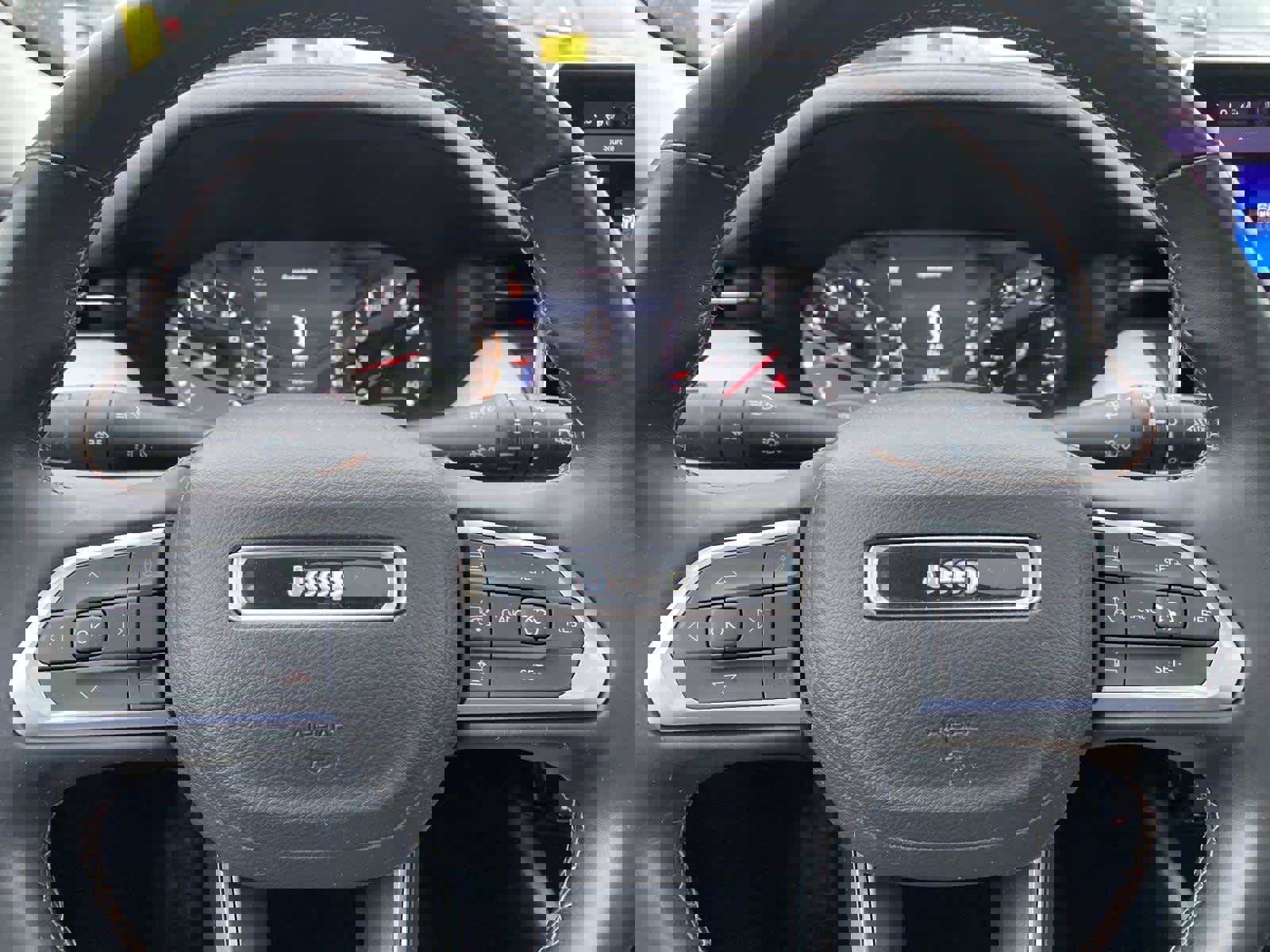 Certified 2022 Jeep Compass Limited w/ Sun and Sound Group image 16