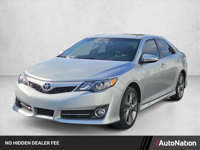 Used 2014 Toyota Camry SE w/ Leather Package FWD video 1