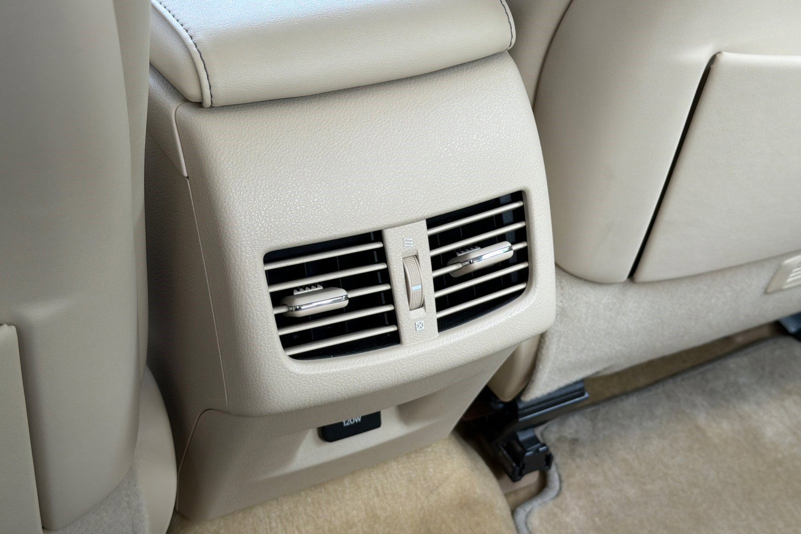 Used 2014 Lexus ES 350 w/ Premium Package FWD image 16