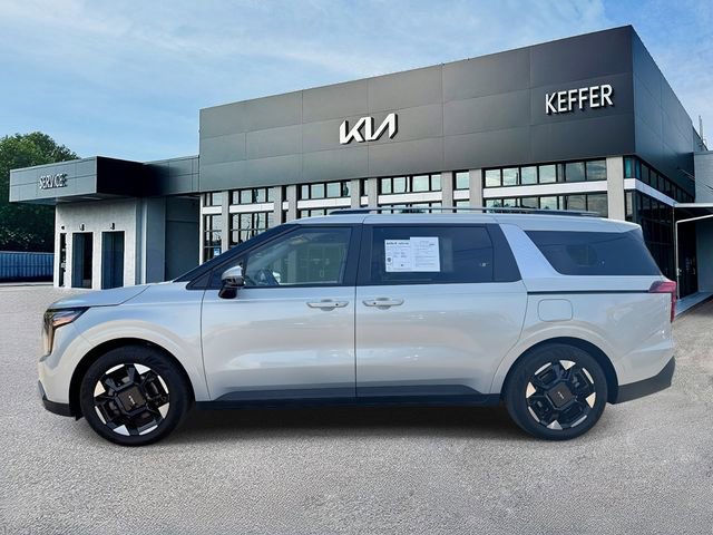 Used 2025 Kia Carnival EX FWD image 5