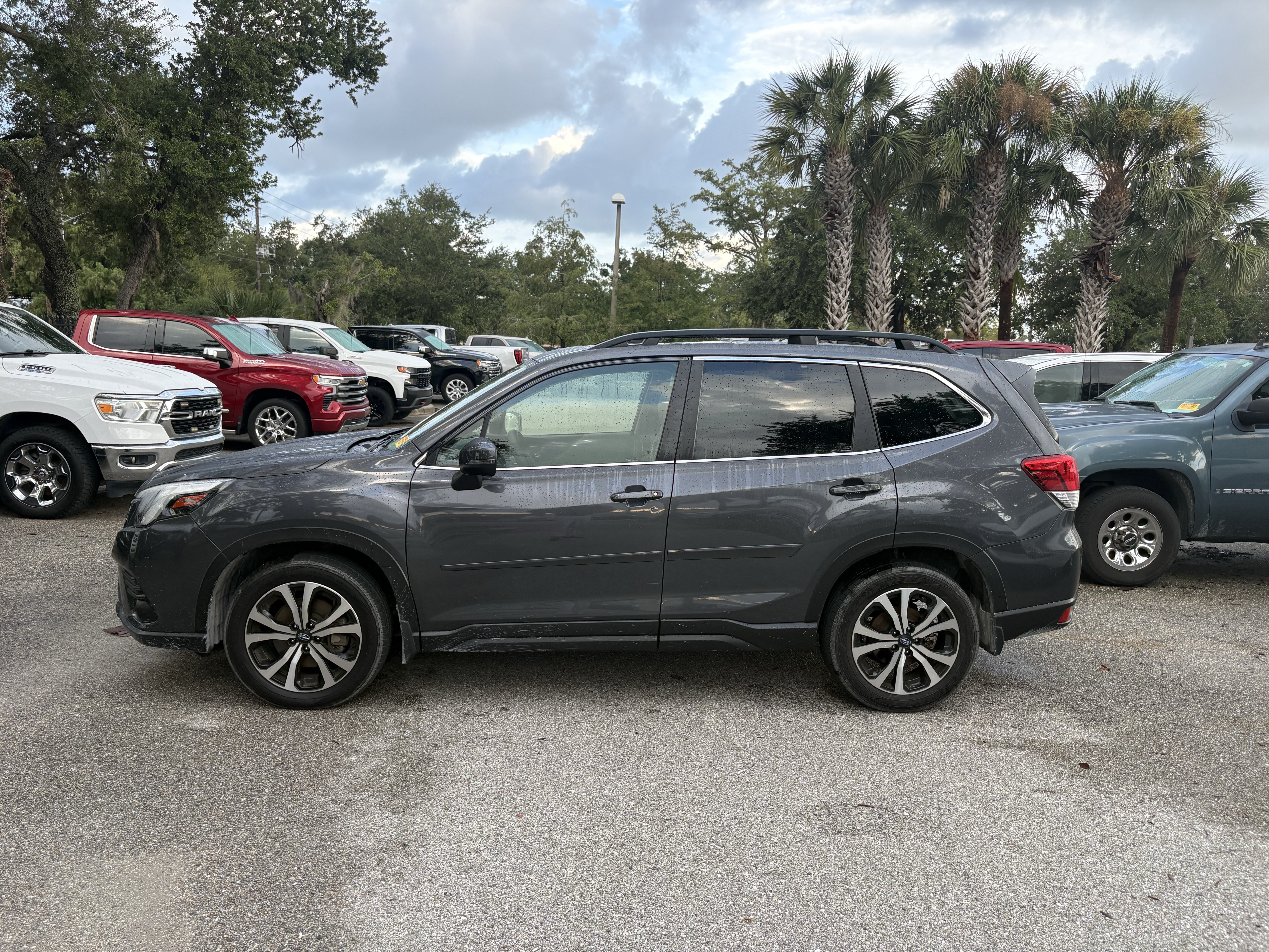 Used 2022 Subaru Forester Limited w/ Popular Package #3 AWD/4WD image 4