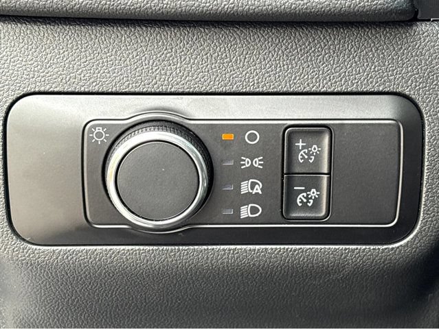 Used 2025 Ford Escape ST-Line FWD image 7