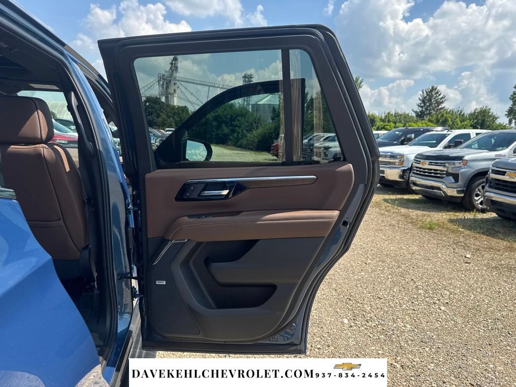 Used 2026 Chevrolet Tahoe High Country w/ Sun And Tow Package AWD/4WD image 95