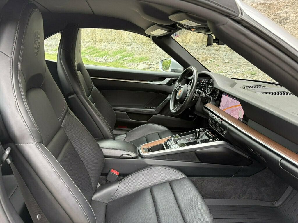 Used 2020 Porsche 911 Carrera 4S AWD/4WD image 29