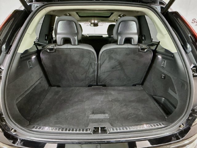 Used 2025 Volvo XC90 B6 Plus AWD/4WD image 26