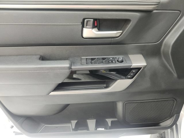 Used 2024 Toyota Tundra Limited AWD/4WD image 16