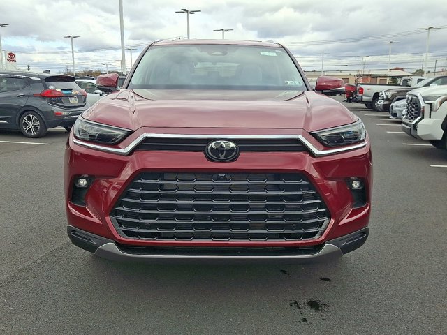 New 2026 Toyota Grand Highlander AWD image 2