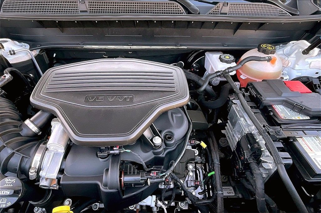 Used 2020 GMC Acadia Denali w/ Technology Package image 10