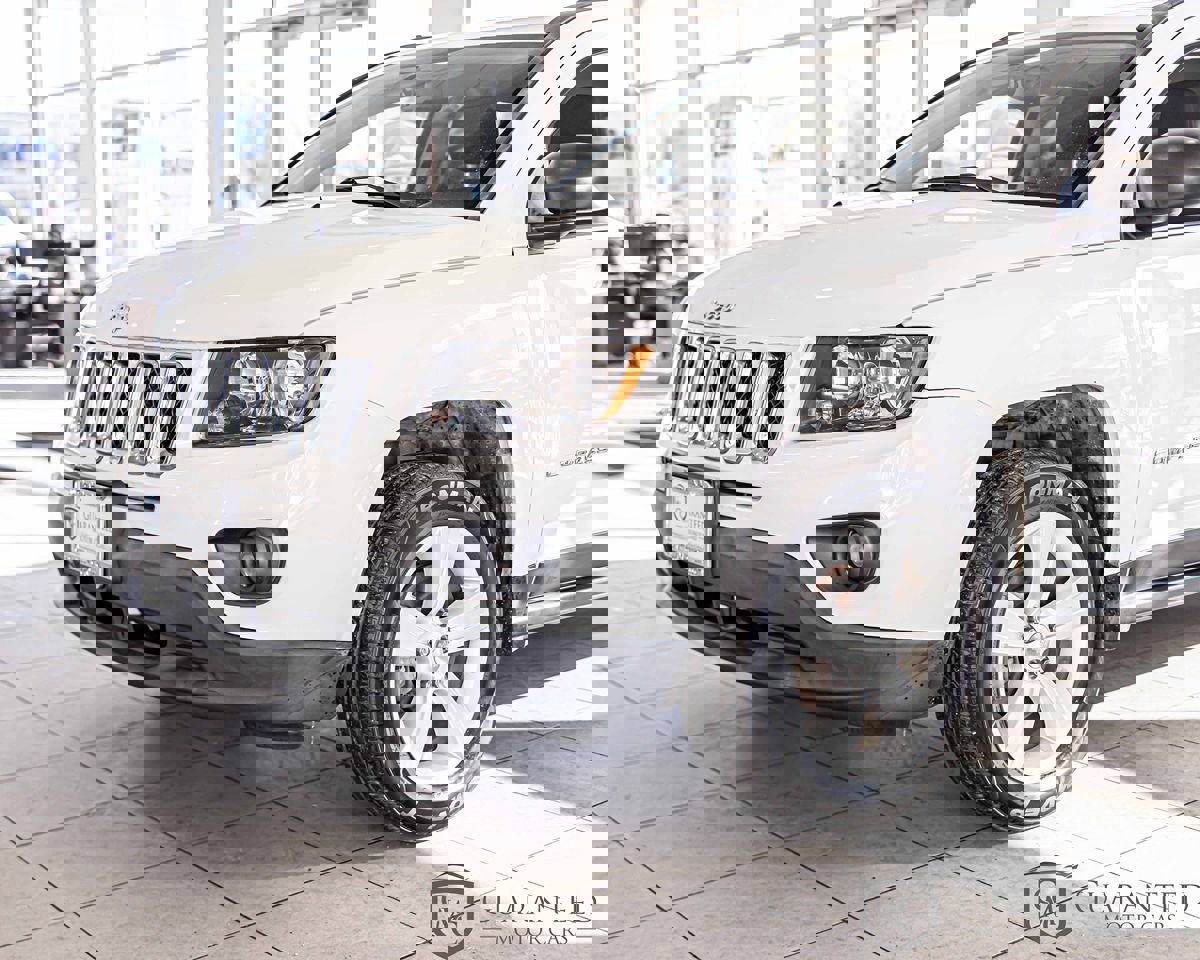 Used 2017 Jeep Compass Sport w/ Power Value Group image 3