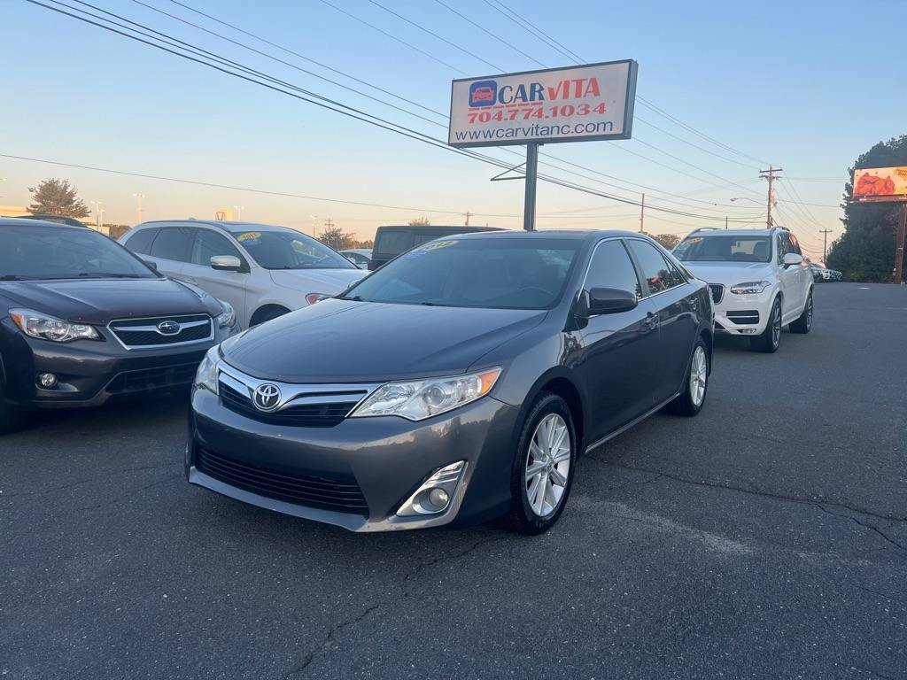 Used 2012 Toyota Camry XLE w/ Leather Pkg FWD image 1