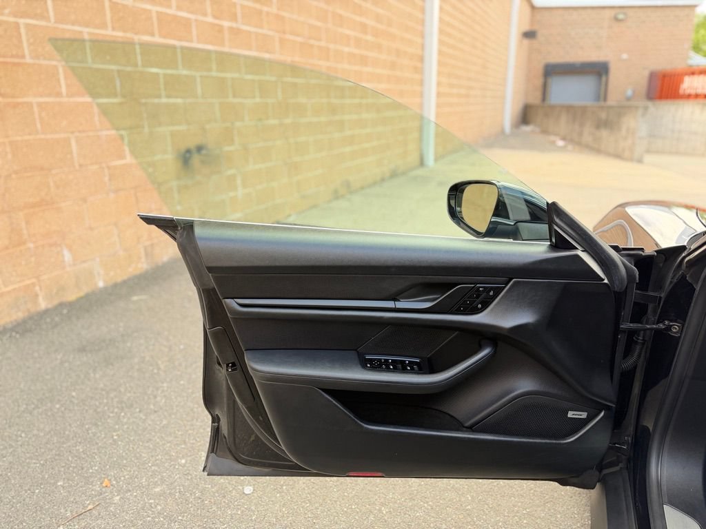 Used 2020 Porsche Taycan 4S AWD/4WD image 16